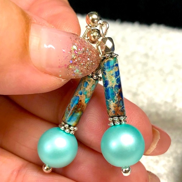 🦋✨Blue sea sediment Jasper and baby blue pearl like earrings -very pretty - Picture 2 of 8